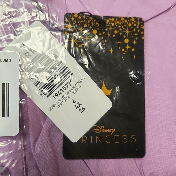 ❤️NWT VINTAGE TORRID TANGLED RAPUNZEL DISNEY PRINCESS BLOUSE PLUS SIZE SHIRT TOP - Picture 9 of 14